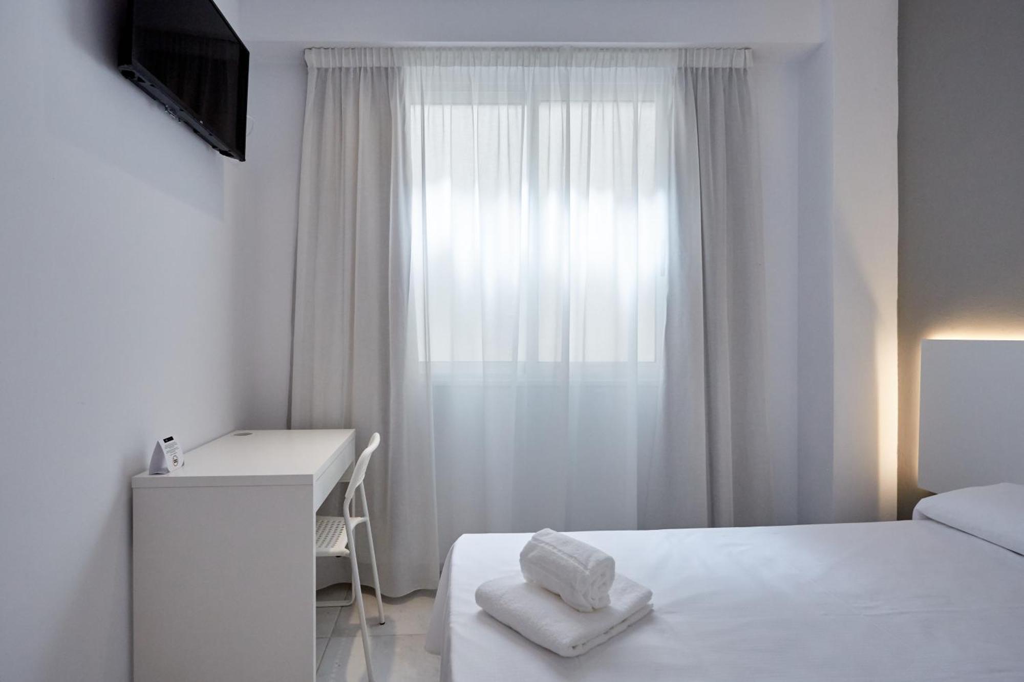 Hotel Dl Port Грао-де-Кастельон Екстер'єр фото